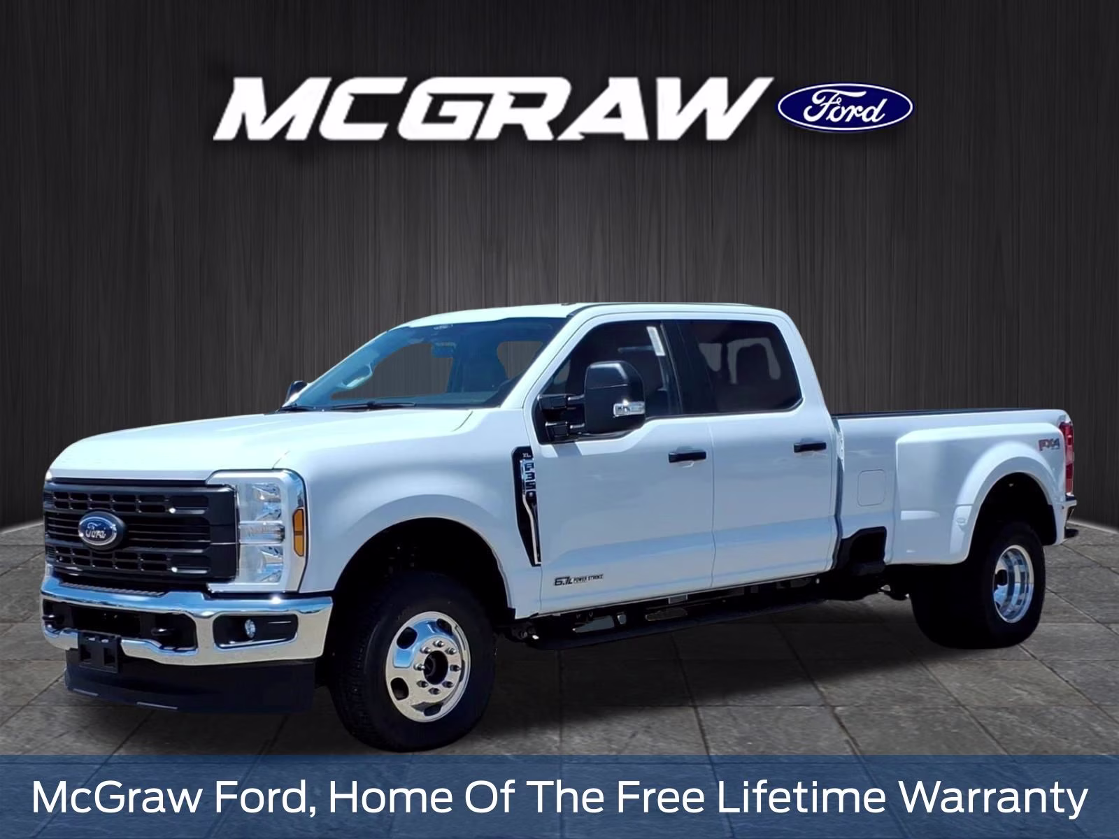 2026 Ford F-350 XL 4x4 Crew Cab 8' Box DRW's photo