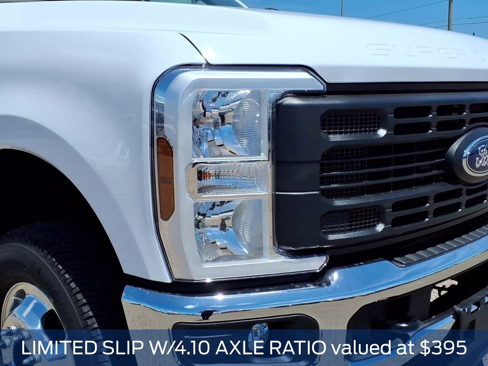 2026 Oxford White Ford Super Duty F-350 DRW XL 4X4 Truck