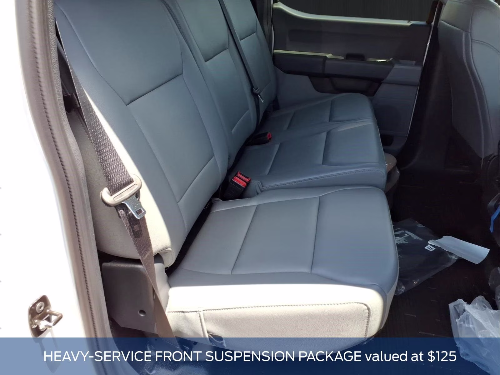 2026 Oxford White Ford Super Duty F-350 DRW XL 4X4 Truck