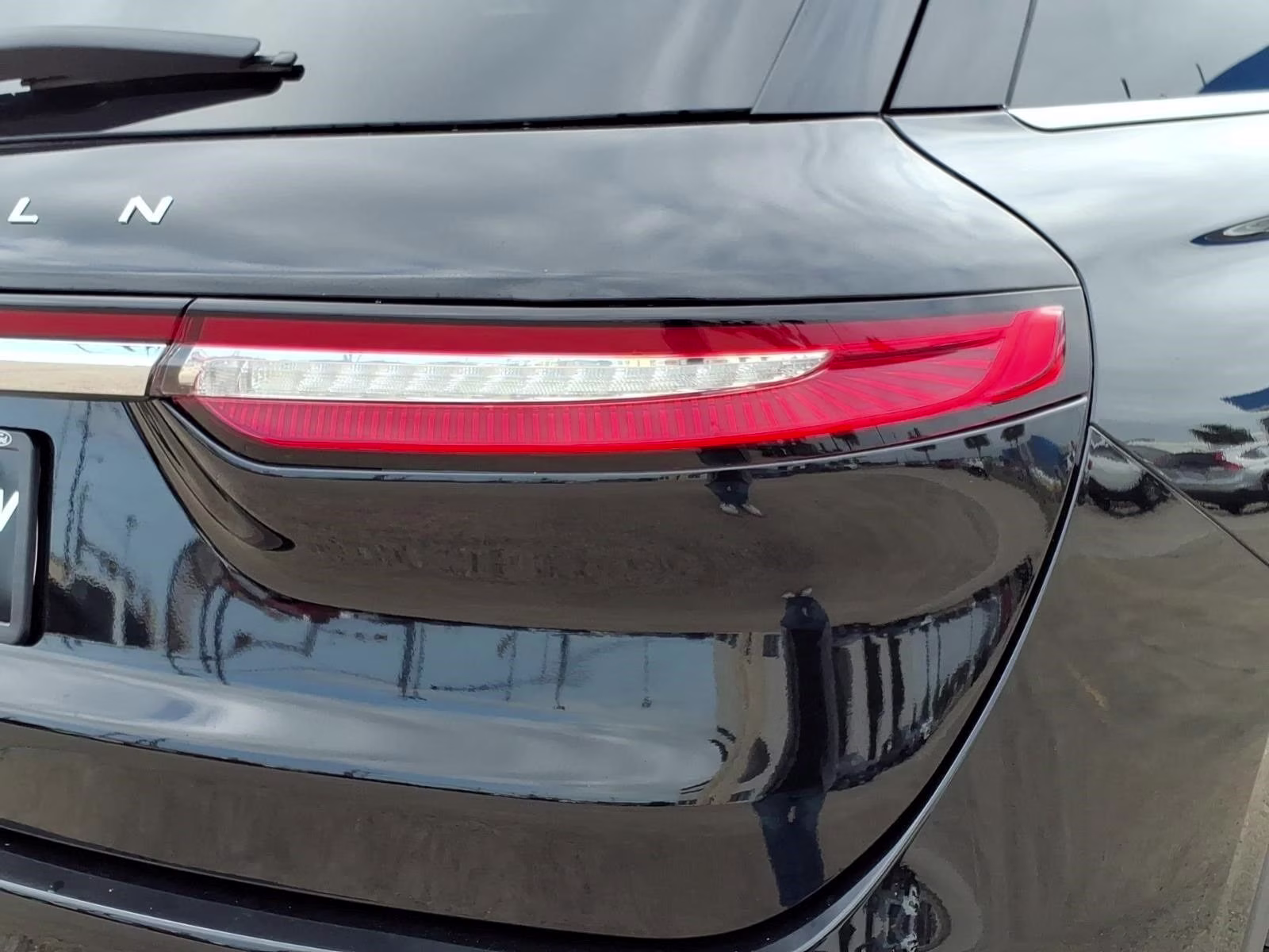 2025 Black Metallic Lincoln Corsair Reserve AWD SUV