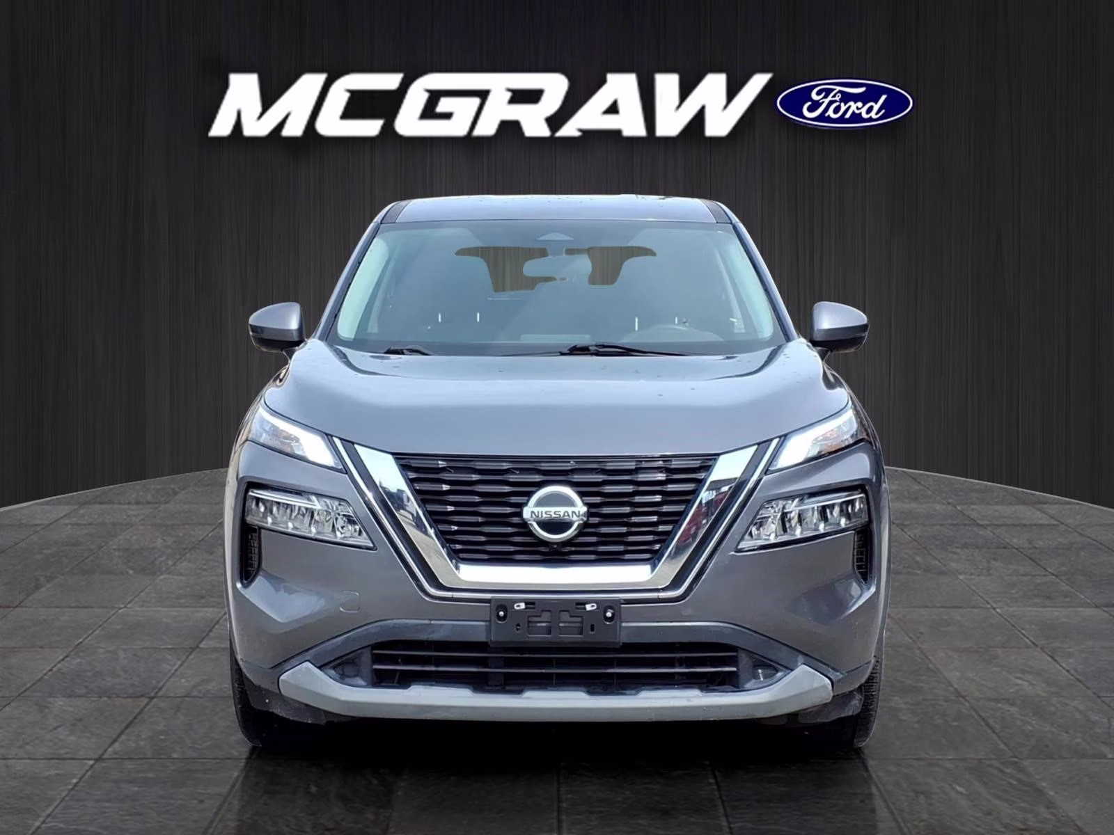 2021 Gun Metallic Nissan Rogue SV FWD SUV