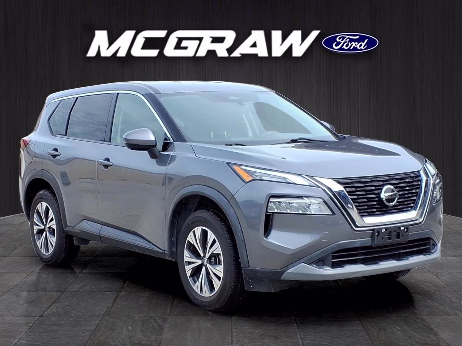 2021 Gun Metallic Nissan Rogue SV FWD SUV