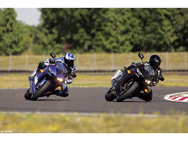 2005 Raven Yamaha YZF-R6 Motorcycle