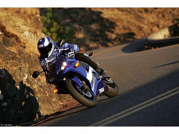 2005 Raven Yamaha YZF-R6 Motorcycle
