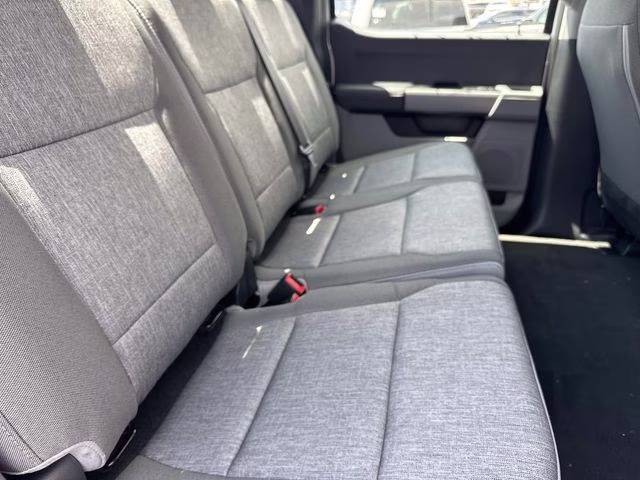 2026 Oxford White Ford Super Duty F-250 SRW 4X4 Truck