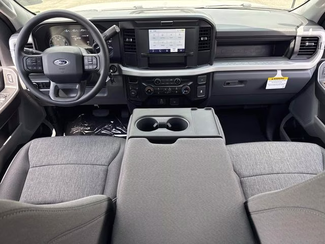 2026 Oxford White Ford Super Duty F-250 SRW 4X4 Truck