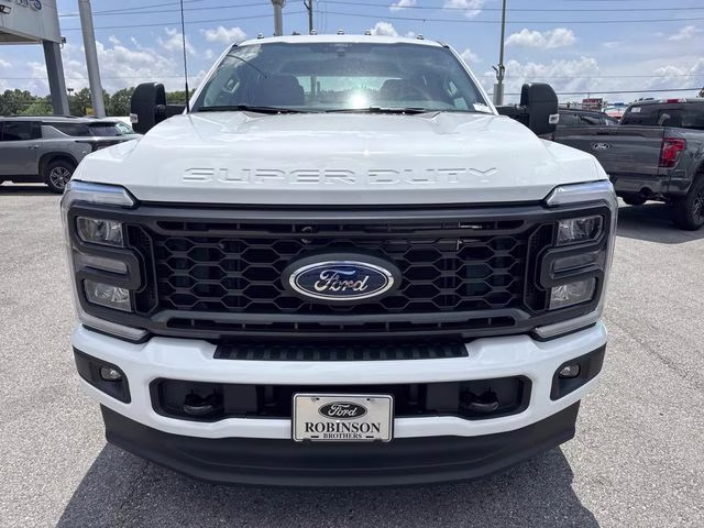 2026 Oxford White Ford Super Duty F-250 SRW 4X4 Truck