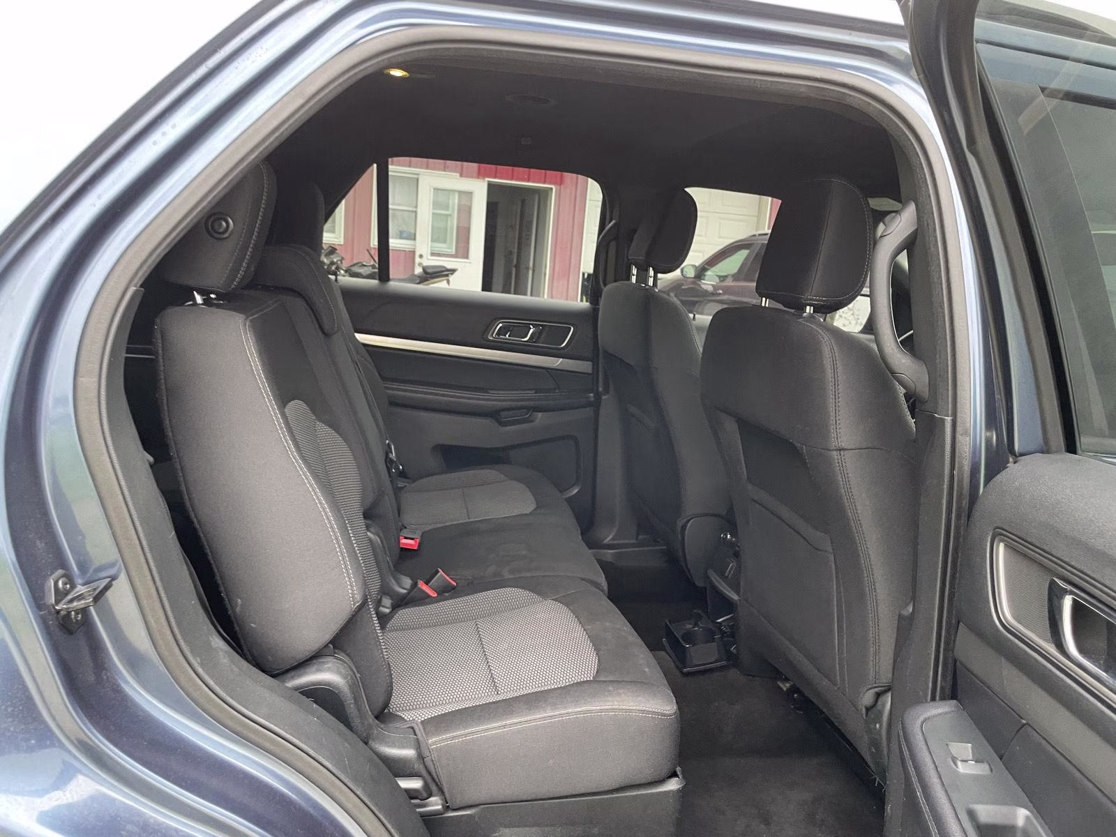 2018 Blue Ford Explorer XLT 4X4 SUV