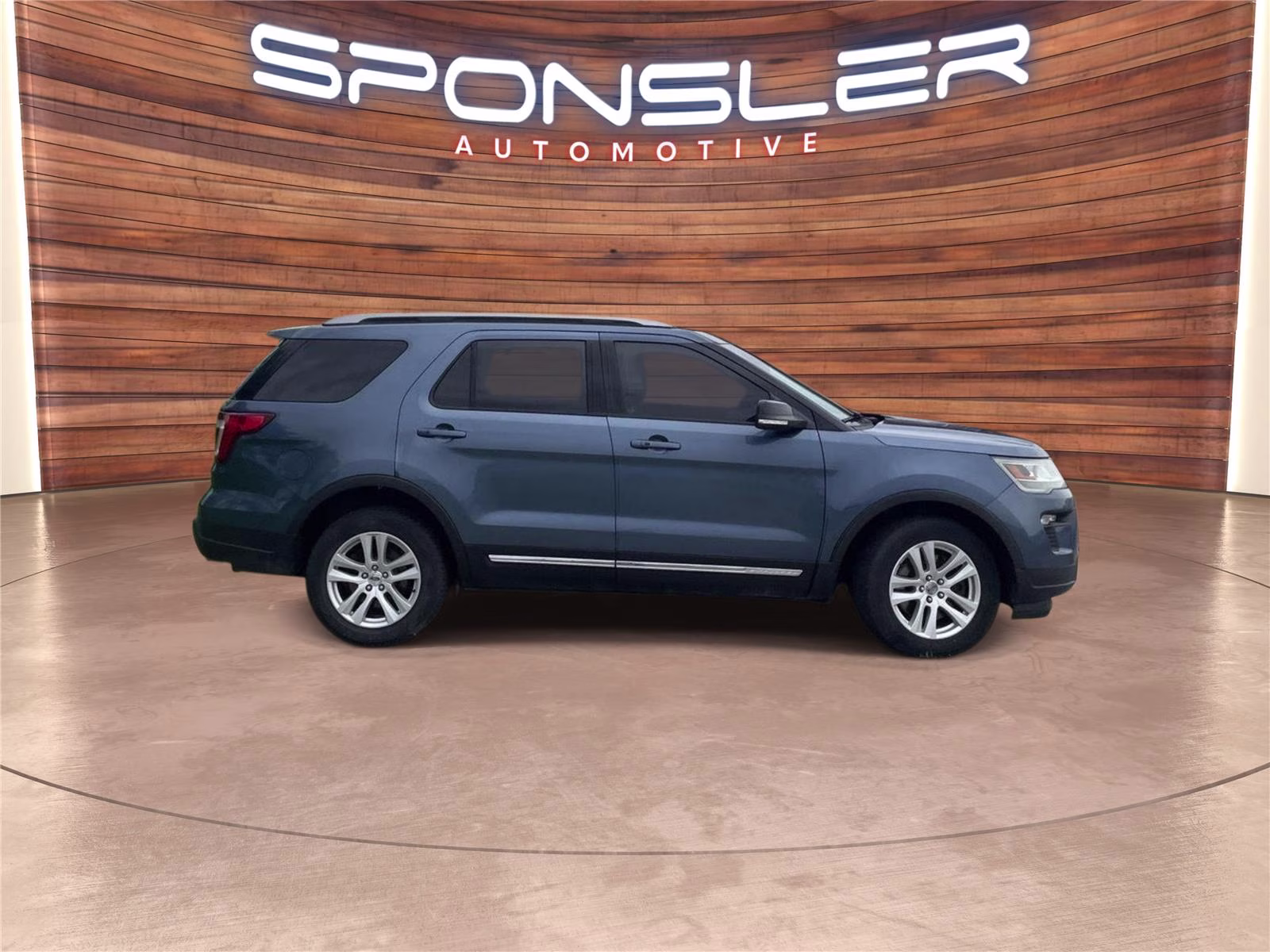 2018 Blue Ford Explorer XLT 4X4 SUV
