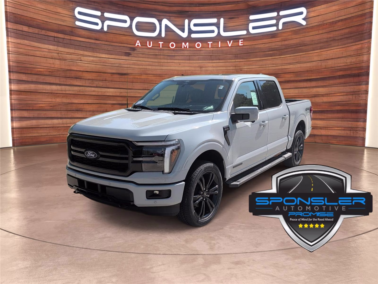 2026 Avalanche Gray Ford F-150 LARIAT 4X4 Truck