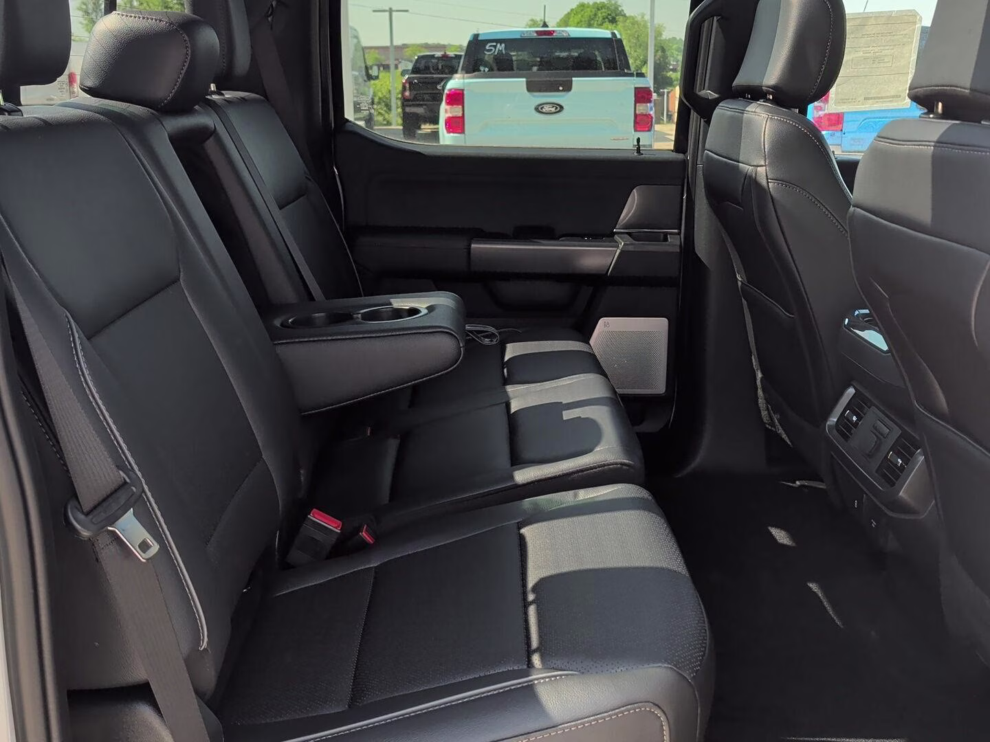2026 Avalanche Gray Ford F-150 LARIAT 4X4 Truck