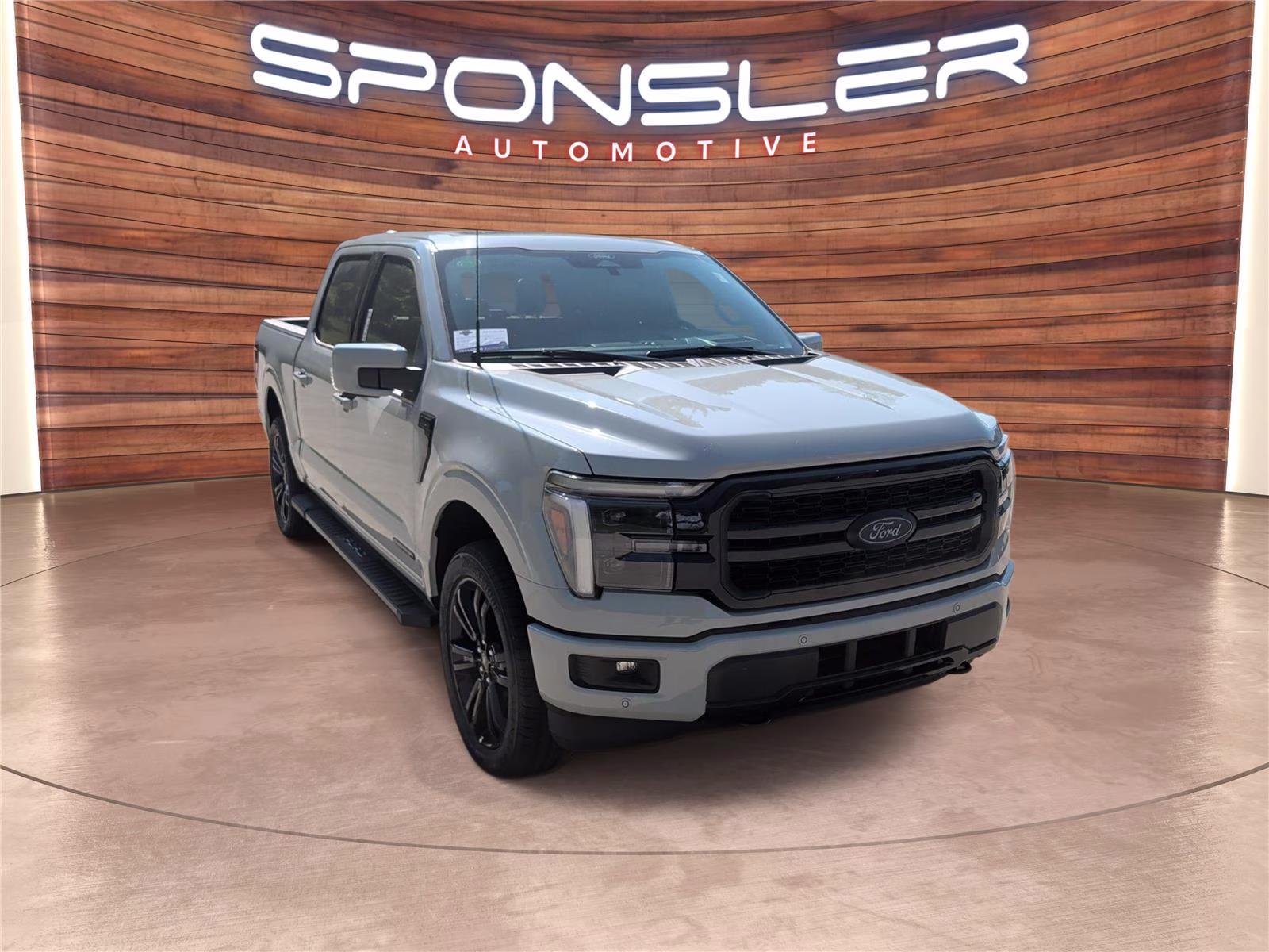 2026 Avalanche Gray Ford F-150 LARIAT 4X4 Truck
