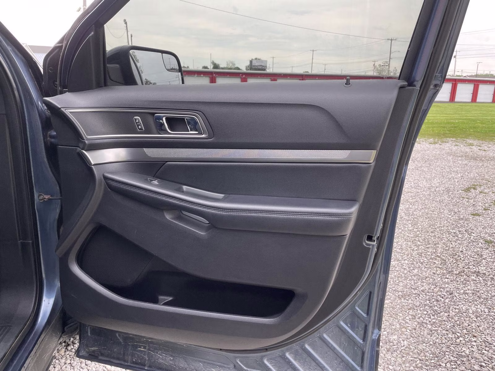 2018 Blue Ford Explorer XLT 4X4 SUV