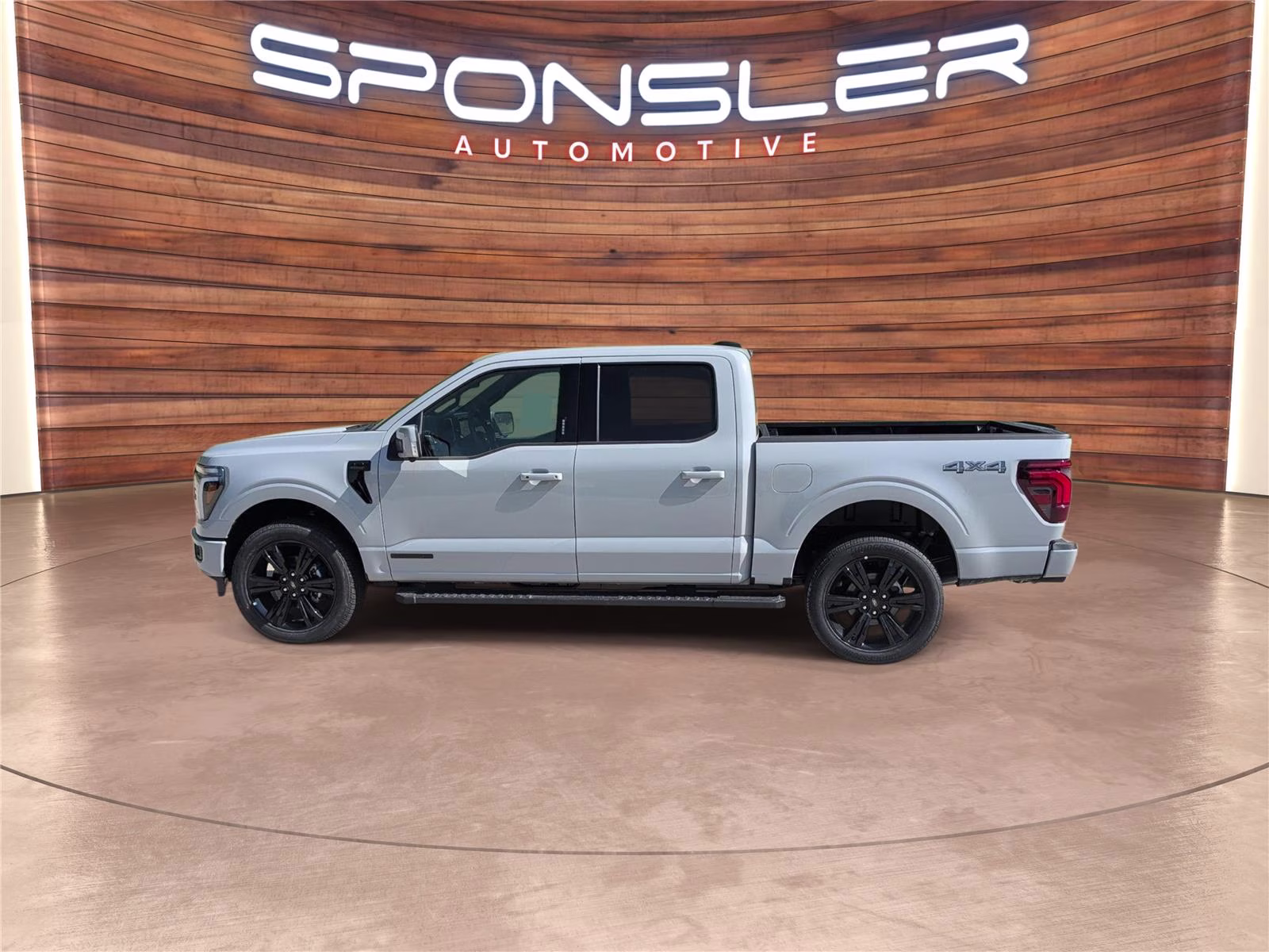 2026 Avalanche Gray Ford F-150 LARIAT 4X4 Truck