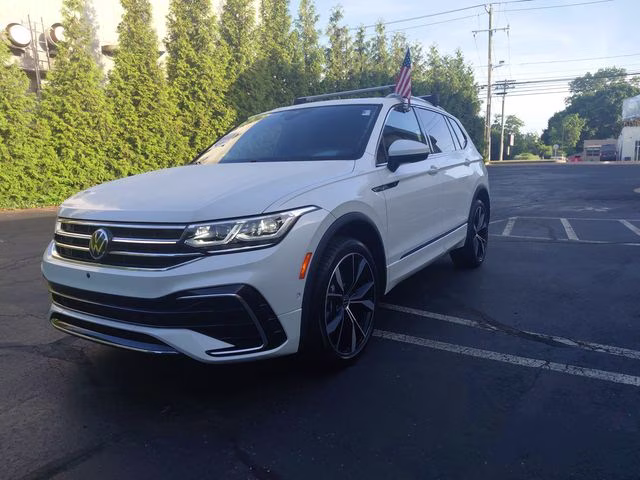 2024 Opal White Volkswagen Tiguan 2.0T SEL R-Line AWD SUV
