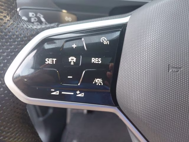 2024 Opal White Volkswagen Tiguan 2.0T SEL R-Line AWD SUV