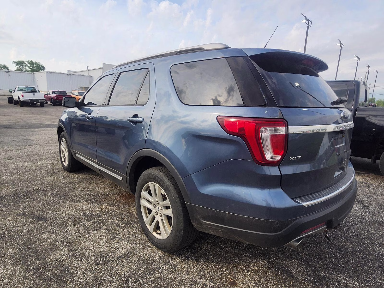 2018 Blue Ford Explorer XLT 4X4 SUV
