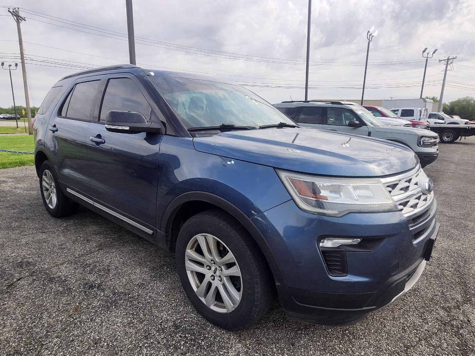 2018 Blue Ford Explorer XLT 4X4 SUV