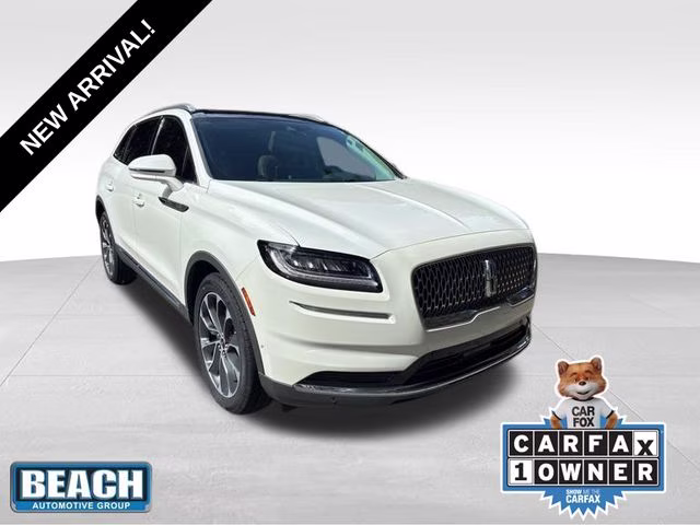 2022 Pristine White Metallic Tri-Coat Lincoln Nautilus Reserve FWD SUV