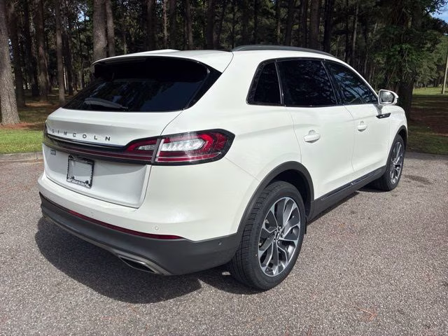 2022 Pristine White Metallic Tri-Coat Lincoln Nautilus Reserve FWD SUV