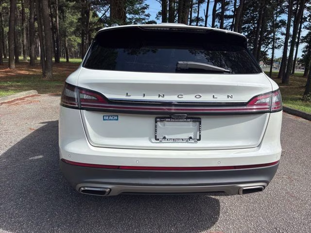 2022 Pristine White Metallic Tri-Coat Lincoln Nautilus Reserve FWD SUV