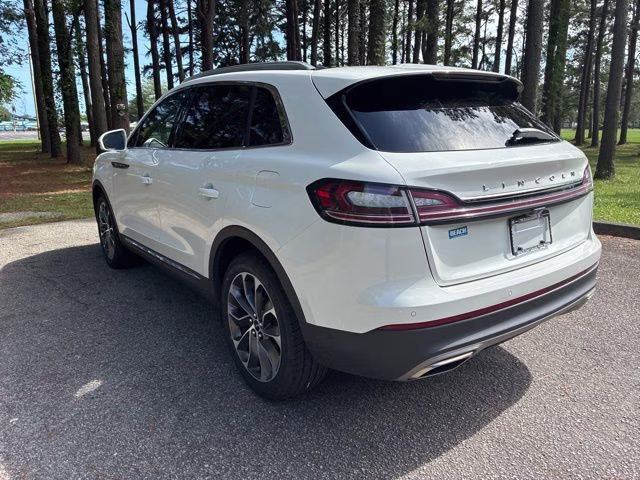 2022 Pristine White Metallic Tri-Coat Lincoln Nautilus Reserve FWD SUV