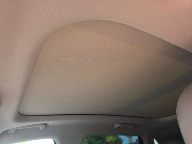 2022 White Metallic Lincoln Nautilus Reserve FWD SUV