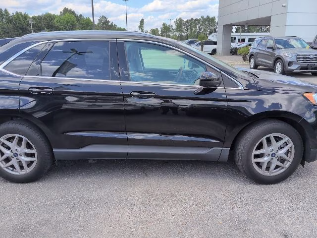 2022 Agate Black Metallic Ford Edge SEL AWD SUV