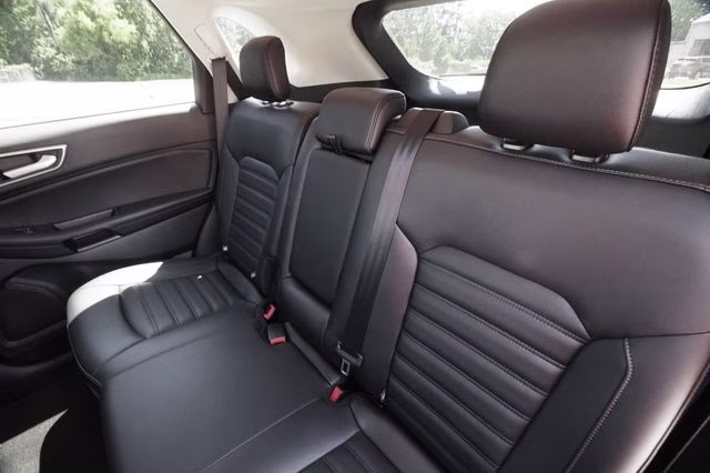 2022 Agate Black Metallic Ford Edge SEL AWD SUV