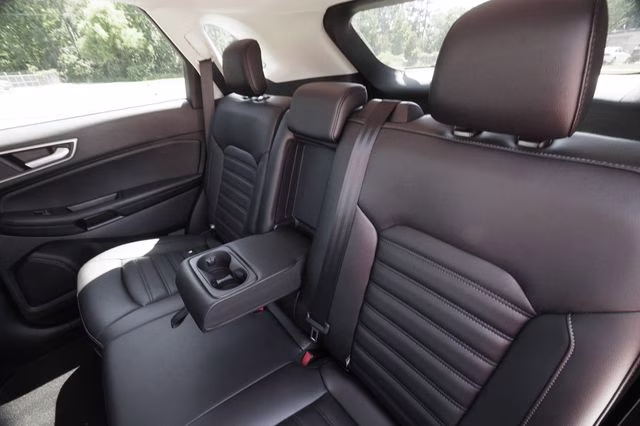 2022 Agate Black Metallic Ford Edge SEL AWD SUV