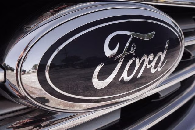 2022 Agate Black Metallic Ford Edge SEL AWD SUV