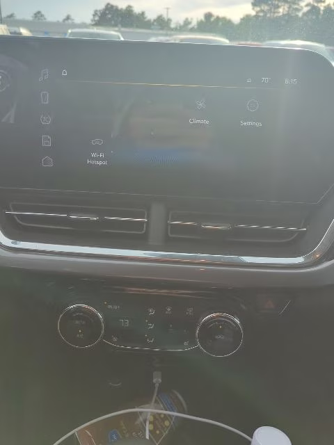 2025 Summit White Chevrolet Trax ACTIV FWD SUV