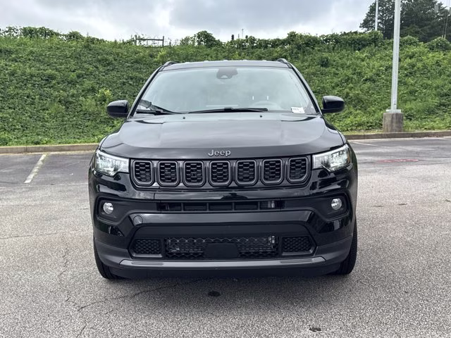 2026 Diamond Black Crystal Pearlcoat Jeep Compass Latitude Altitude 4X4 SUV