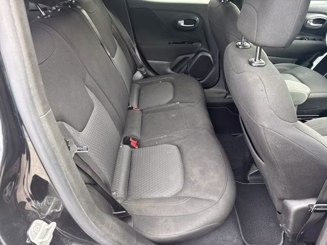 2021 Black Clearcoat Jeep Renegade Latitude FWD SUV