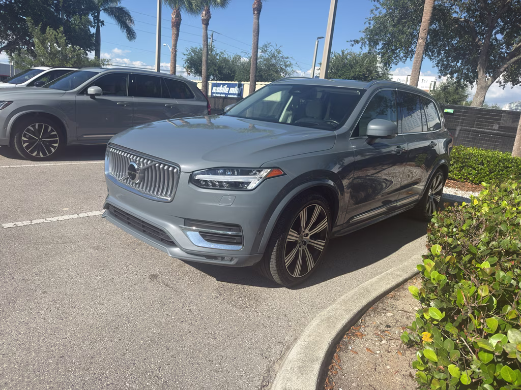 2023 Thunder Grey Metallic Volvo XC90 Ultimate AWD SUV