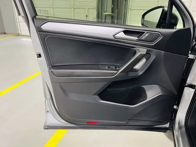 2022 Silver Volkswagen Tiguan 2.0T S AWD SUV