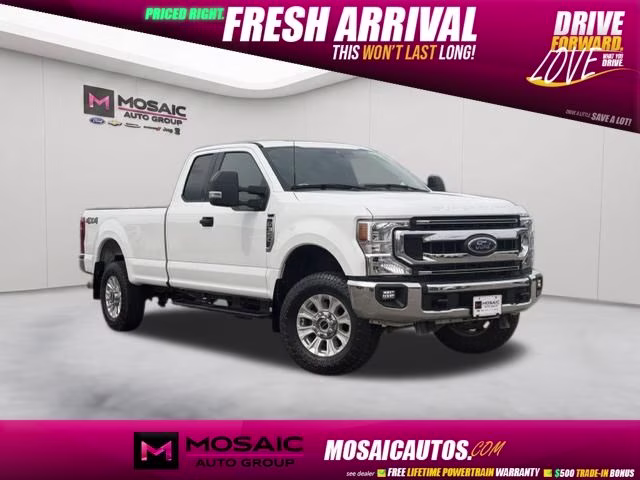 2022 Oxford White Ford Super Duty F-350 SRW XLT 4X4 Truck