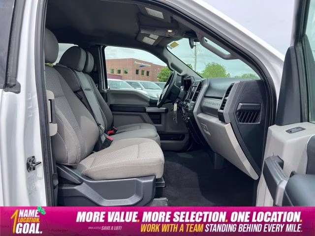 2022 Oxford White Ford Super Duty F-350 SRW XLT 4X4 Truck
