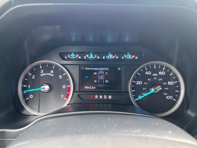 2022 Oxford White Ford Super Duty F-350 SRW XLT 4X4 Truck