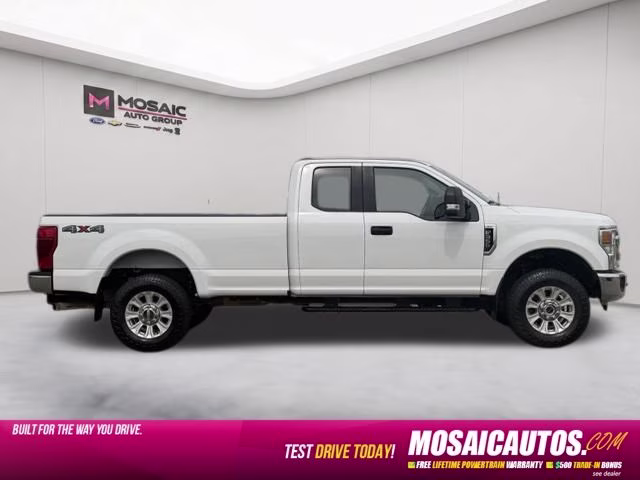 2022 Oxford White Ford Super Duty F-350 SRW XLT 4X4 Truck