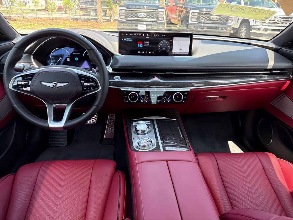 2024 Alta White Genesis G80 3.5T AWD Sedan