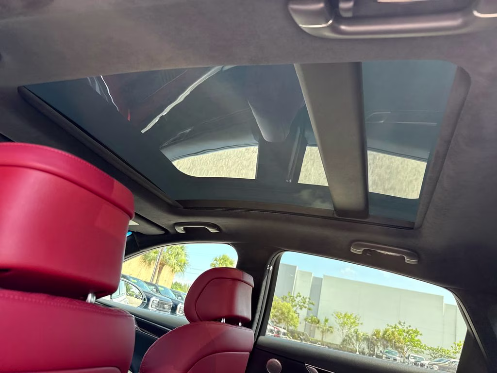2024 Alta White Genesis G80 3.5T AWD Sedan