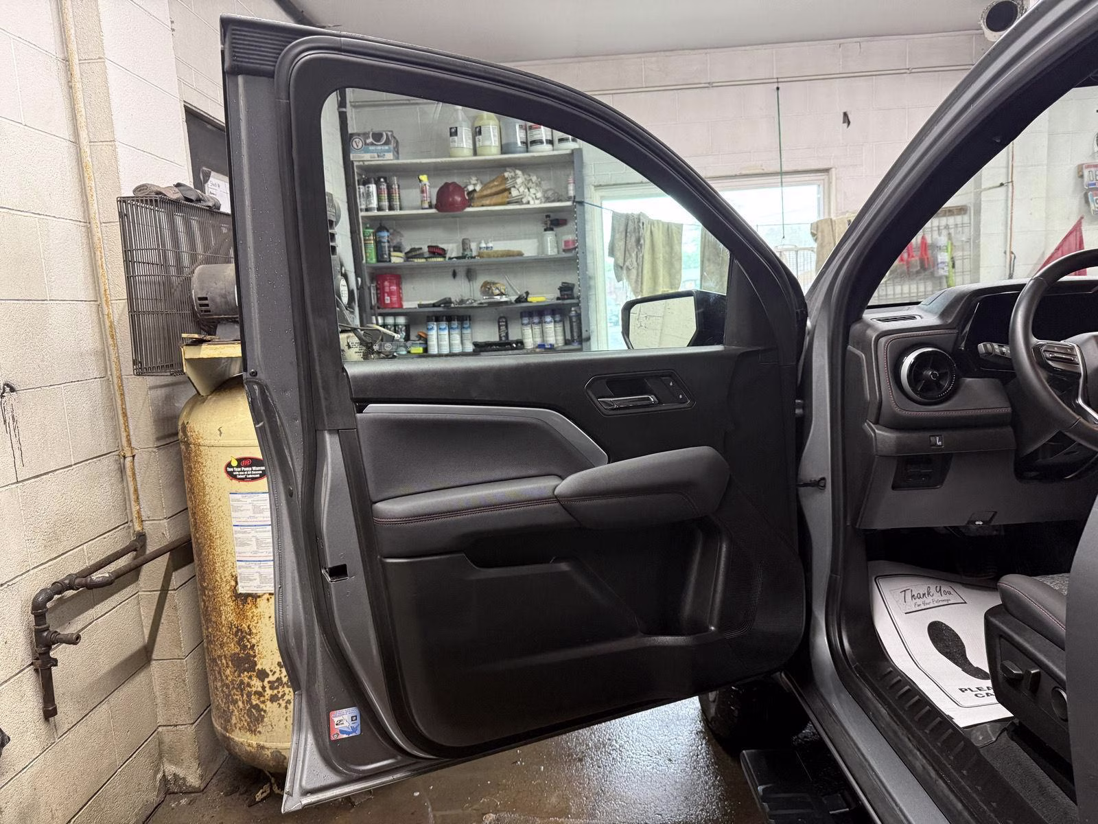 2023 Sterling Gray Metallic Chevrolet Colorado 4WD Z71 4X4 Truck