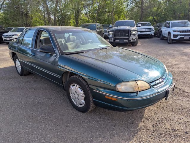 2001 Chevrolet Lumina Base FWD Sedan