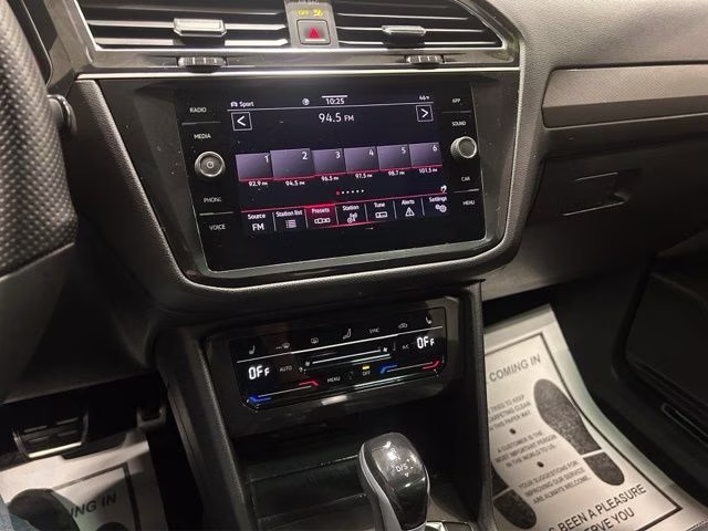 2023 Opal White Pearl Volkswagen Tiguan 2.0T SE R-Line Black AWD SUV