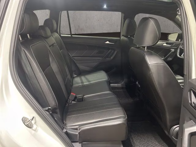 2023 Opal White Pearl Volkswagen Tiguan 2.0T SE R-Line Black AWD SUV