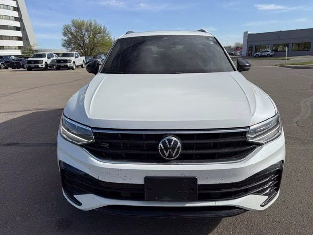 2023 Opal White Pearl Volkswagen Tiguan 2.0T SE R-Line Black AWD SUV