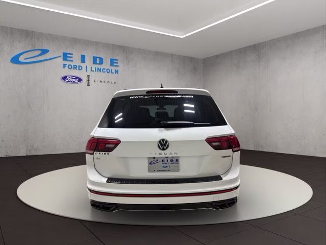 2023 Opal White Pearl Volkswagen Tiguan 2.0T SE R-Line Black AWD SUV