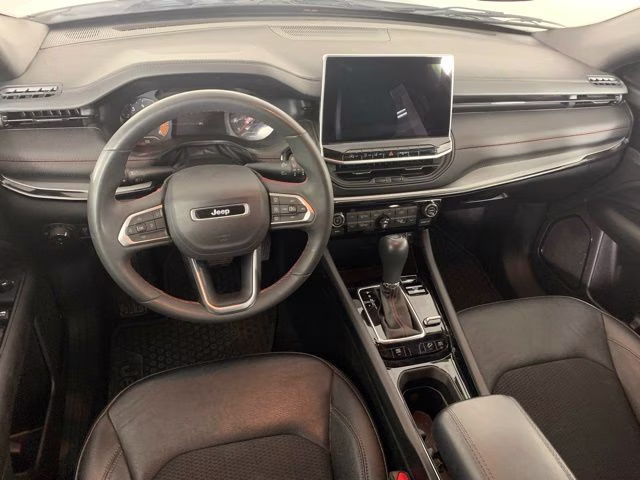 2024 Bright White Clearcoat Jeep Compass Trailhawk 4X4 SUV