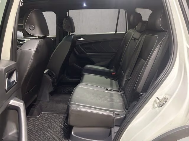 2023 Opal White Pearl Volkswagen Tiguan 2.0T SE R-Line Black AWD SUV